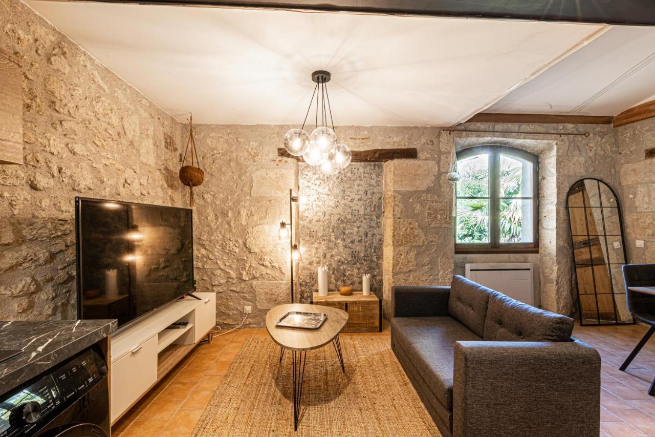 Superbe Appartement, Situe Au Coeur De La Ville. Ош Екстер'єр фото